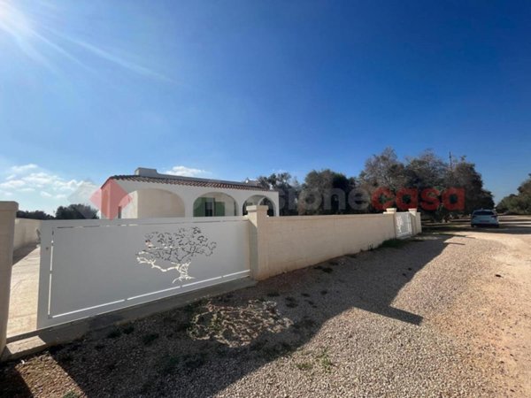 casa indipendente in vendita a Manduria in zona Torre Colimena