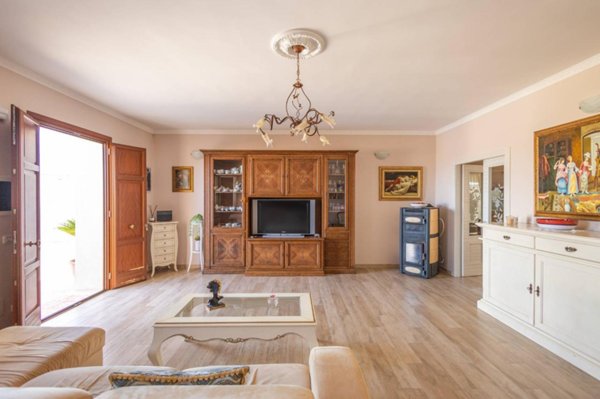 casa indipendente in vendita a Manduria