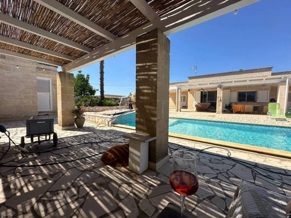 villa in vendita a Manduria