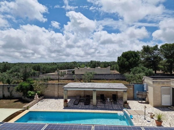 casa indipendente in vendita a Manduria