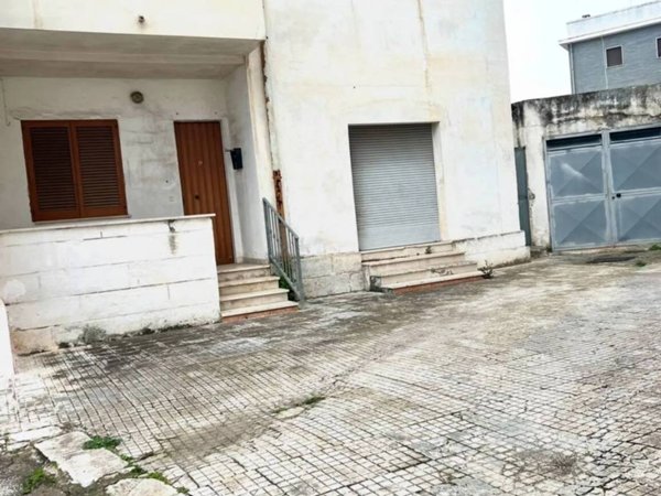 casa indipendente in vendita a Manduria
