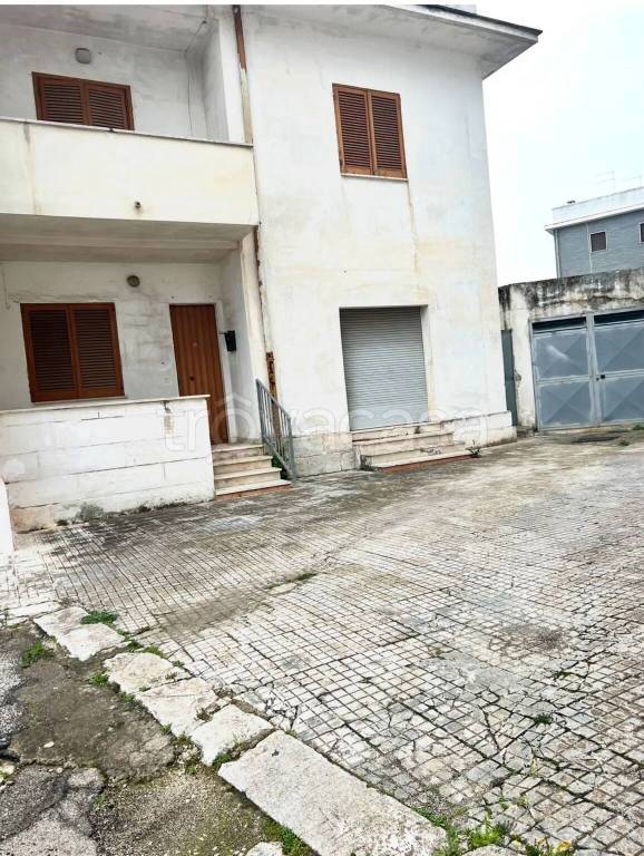 casa indipendente in vendita a Manduria
