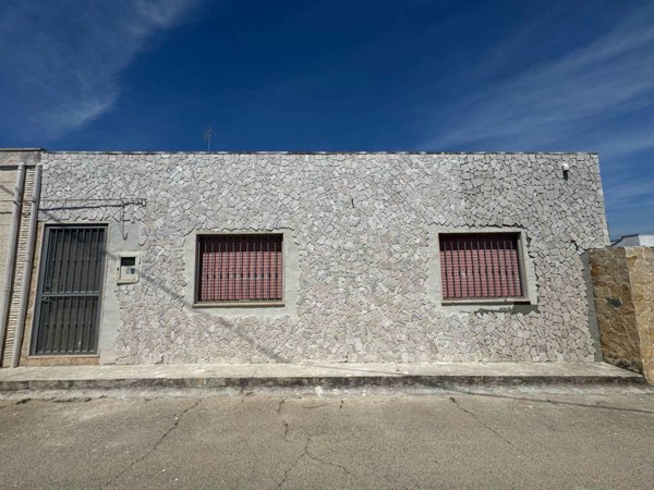 casa indipendente in vendita a Manduria