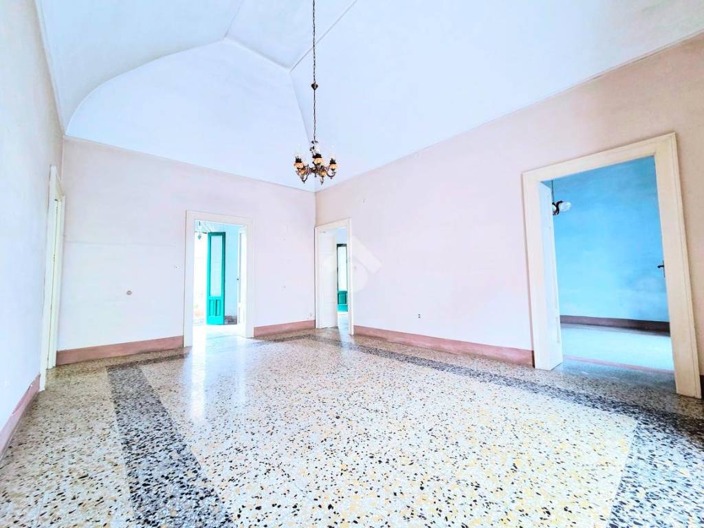 casa indipendente in vendita a Manduria