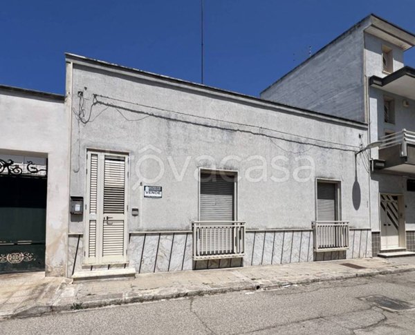 casa indipendente in vendita a Manduria