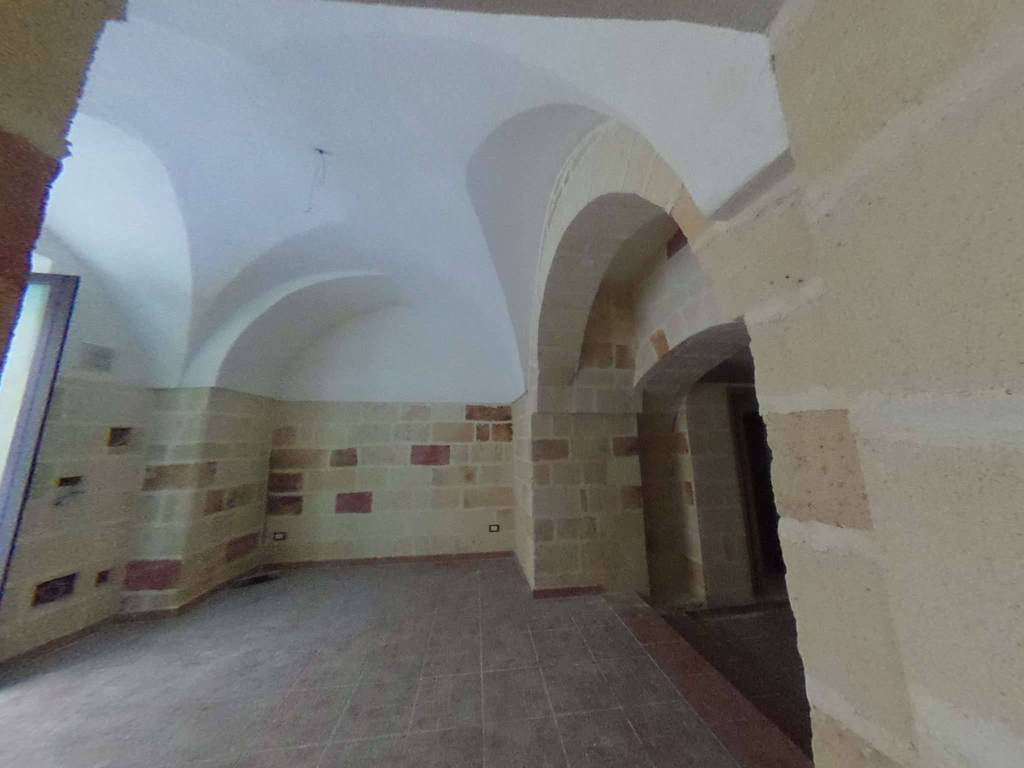 negozio in vendita a Manduria