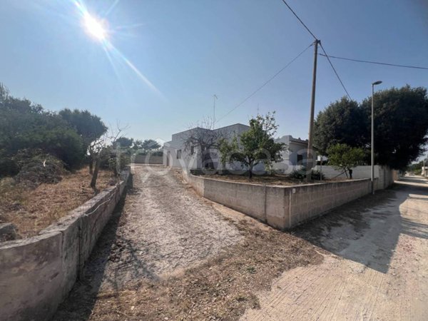 casa indipendente in vendita a Manduria