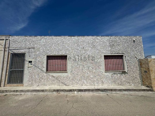 casa indipendente in vendita a Manduria