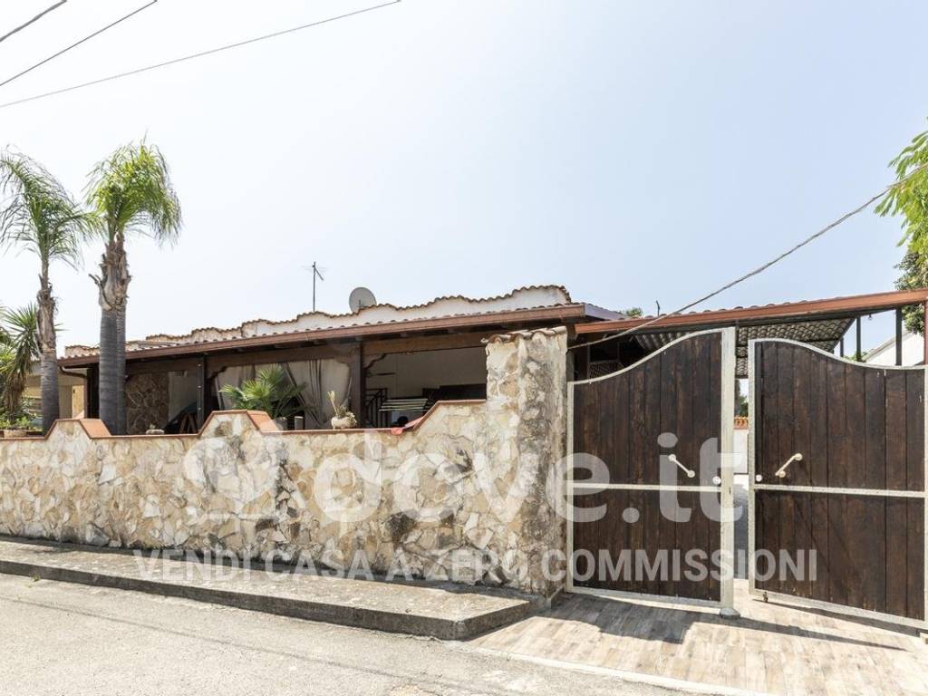 casa indipendente in vendita a Manduria in zona San Pietro in Bevagna