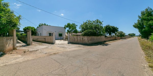 casa indipendente in vendita a Manduria