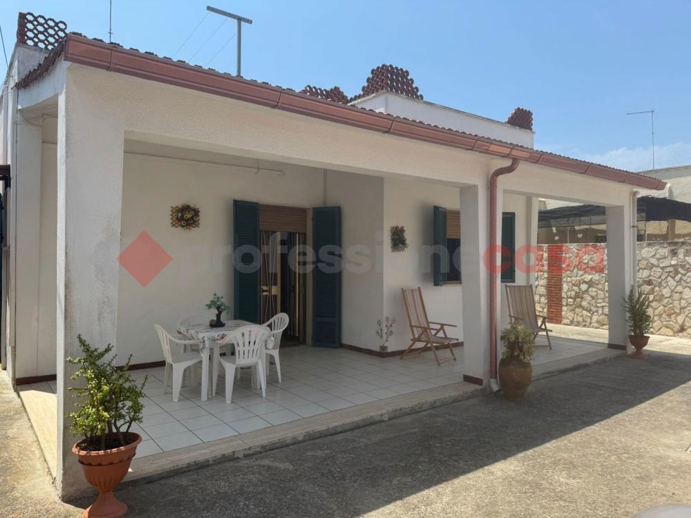 casa indipendente in vendita a Manduria in zona San Pietro in Bevagna