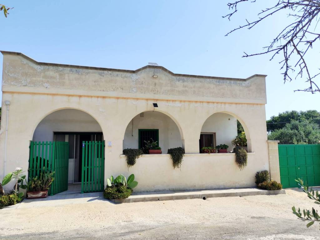 casa indipendente in vendita a Manduria in zona San Pietro in Bevagna