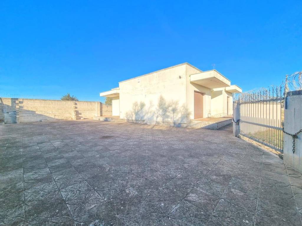 casa indipendente in vendita a Manduria