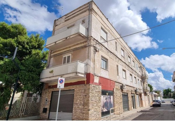 casa indipendente in vendita a Manduria