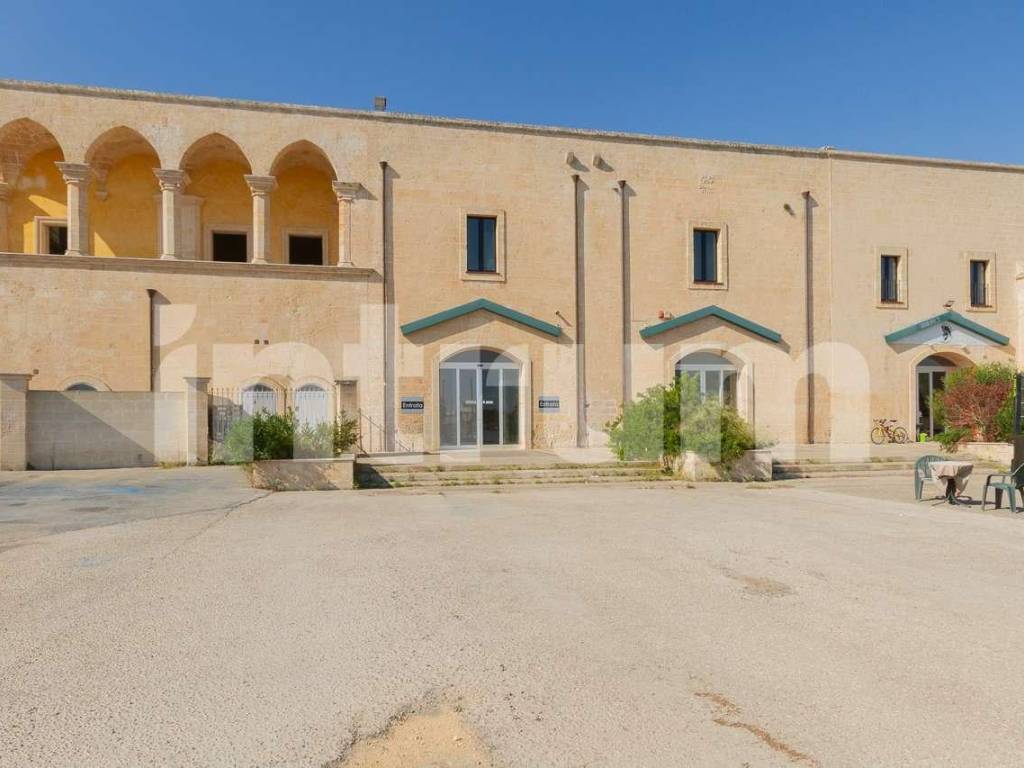 negozio in vendita a Manduria