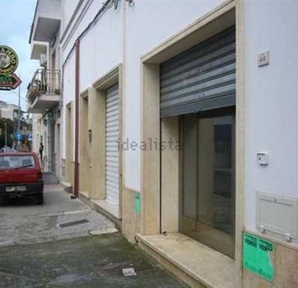 locale commerciale in vendita a Manduria