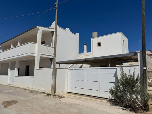 casa indipendente in vendita a Manduria in zona San Pietro in Bevagna