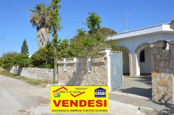 casa indipendente in vendita a Manduria