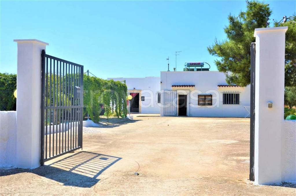 casa indipendente in vendita a Manduria in zona San Pietro in Bevagna