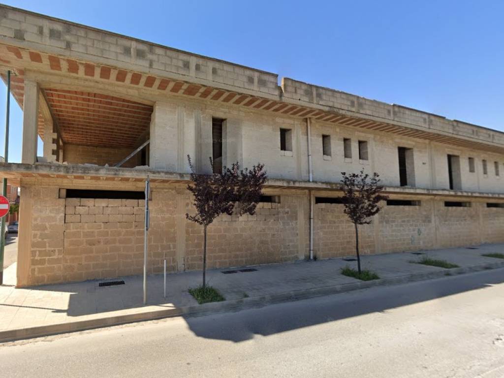 intera palazzina in vendita a Manduria