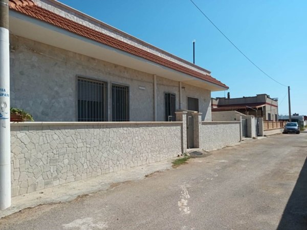 casa indipendente in vendita a Manduria in zona San Pietro in Bevagna