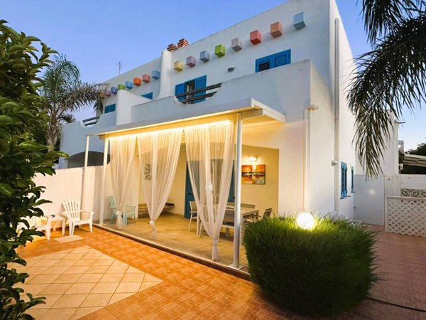 casa indipendente in vendita a Manduria in zona San Pietro in Bevagna