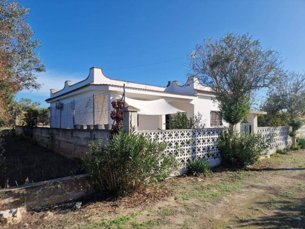 casa indipendente in vendita a Manduria in zona San Pietro in Bevagna