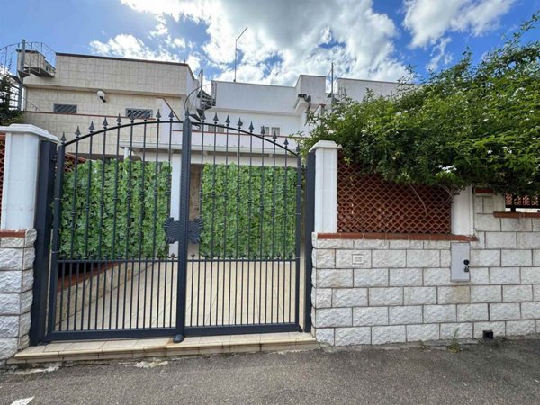 casa indipendente in vendita a Manduria