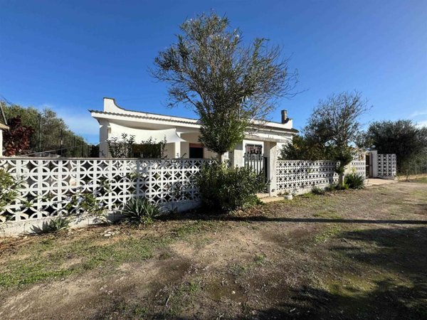 casa indipendente in vendita a Manduria