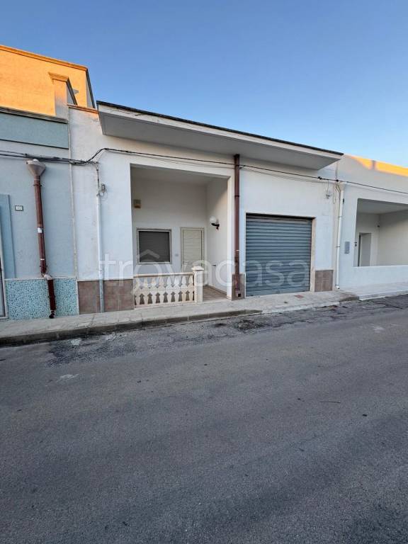 appartamento in vendita a Manduria in zona Torre Colimena