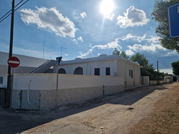 casa indipendente in vendita a Manduria