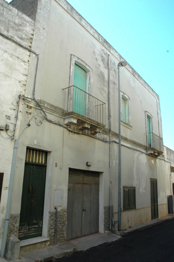 casa indipendente in vendita a Manduria in zona Uggiano Montefusco