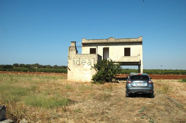 esavano in vendita a Manduria