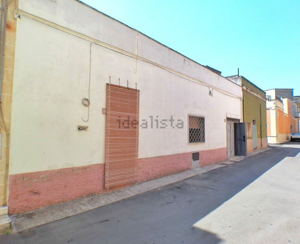 casa indipendente in vendita a Manduria