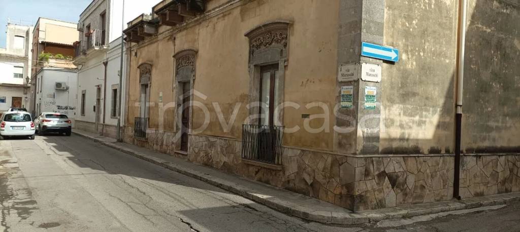 casa indipendente in vendita a Manduria