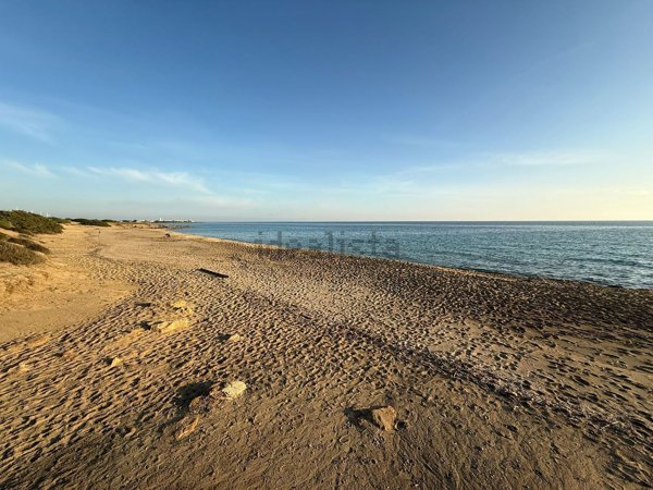 casa indipendente in vendita a Manduria