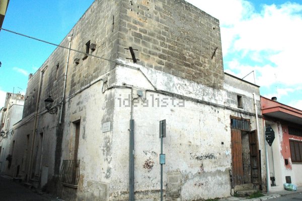 casa indipendente in vendita a Manduria