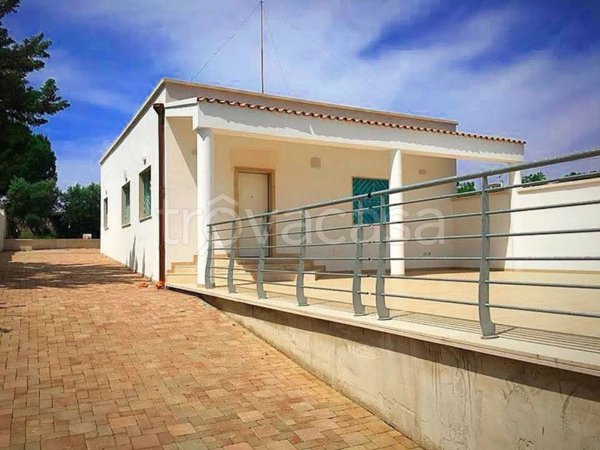 casa indipendente in vendita a Manduria in zona San Pietro in Bevagna