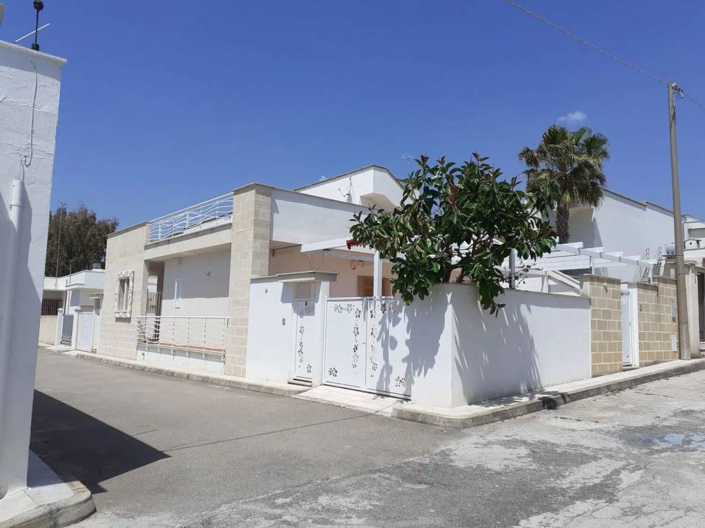 casa indipendente in vendita a Manduria in zona San Pietro in Bevagna