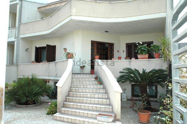 casa indipendente in vendita a Manduria