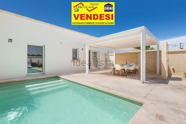 casa indipendente in vendita a Manduria