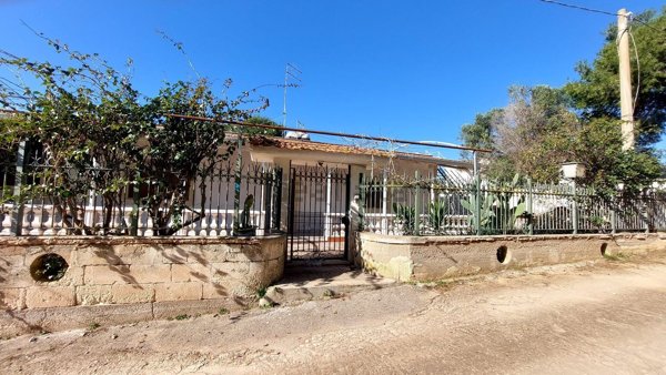 quadrivano in vendita a Manduria