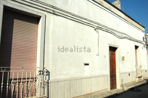 casa indipendente in vendita a Manduria