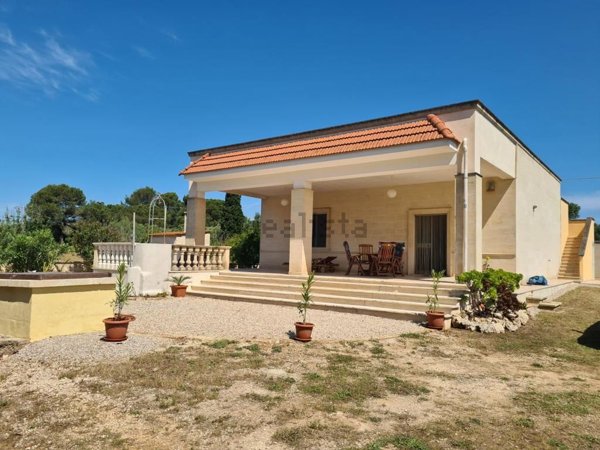 casa indipendente in vendita a Manduria in zona San Pietro in Bevagna