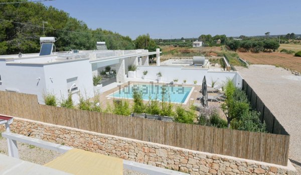 casa indipendente in vendita a Manduria