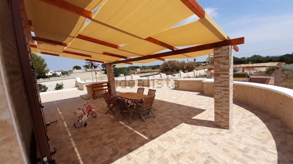 casa indipendente in vendita a Manduria