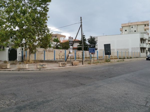 negozio in vendita a Manduria