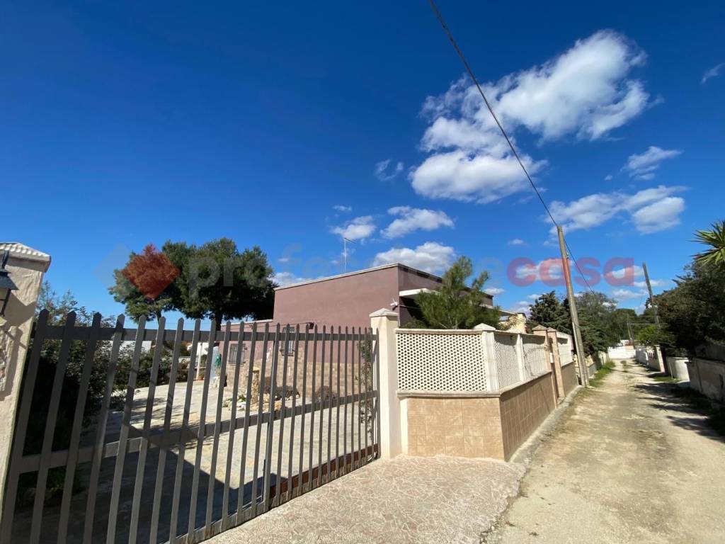 casa indipendente in vendita a Manduria in zona San Pietro in Bevagna