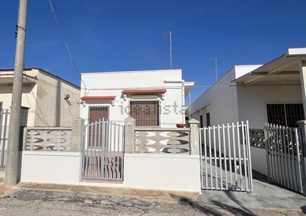 casa indipendente in vendita a Manduria in zona San Pietro in Bevagna