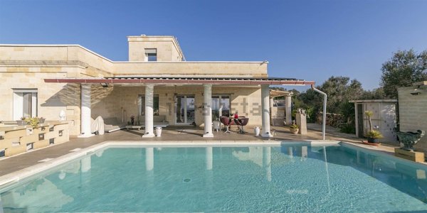 casa indipendente in vendita a Manduria